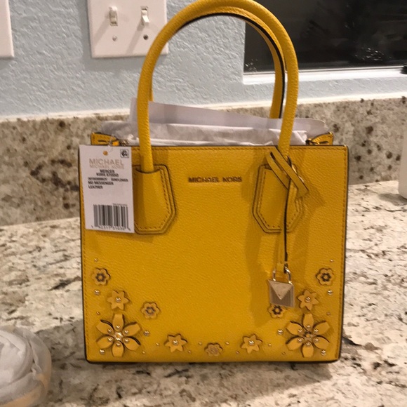 MICHAEL Michael Kors Handbags - Michael Kors small Mercer bag